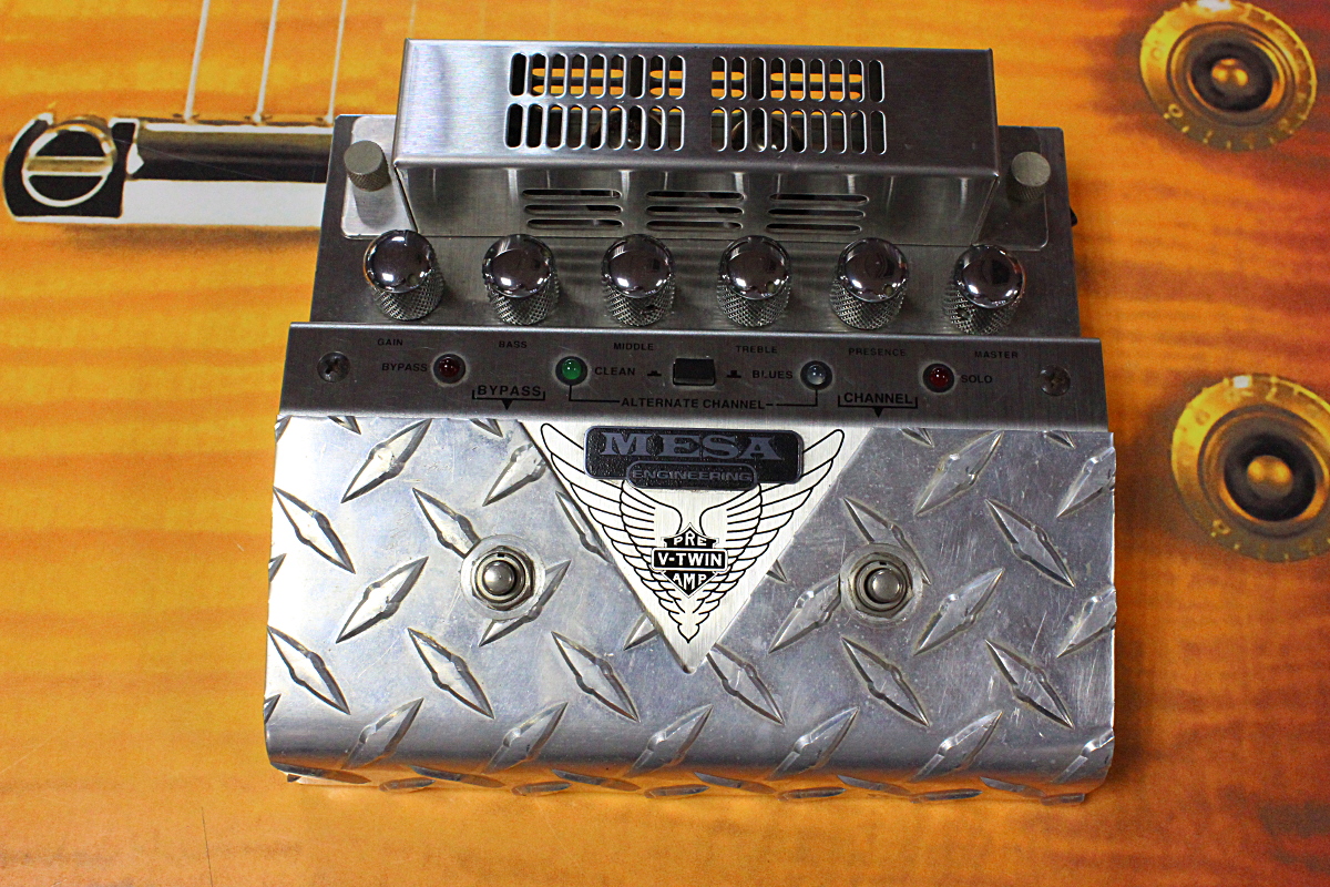 Mesa/Boogie 2000's V-Twin Pre-Amp - GUITAR TRADERS
