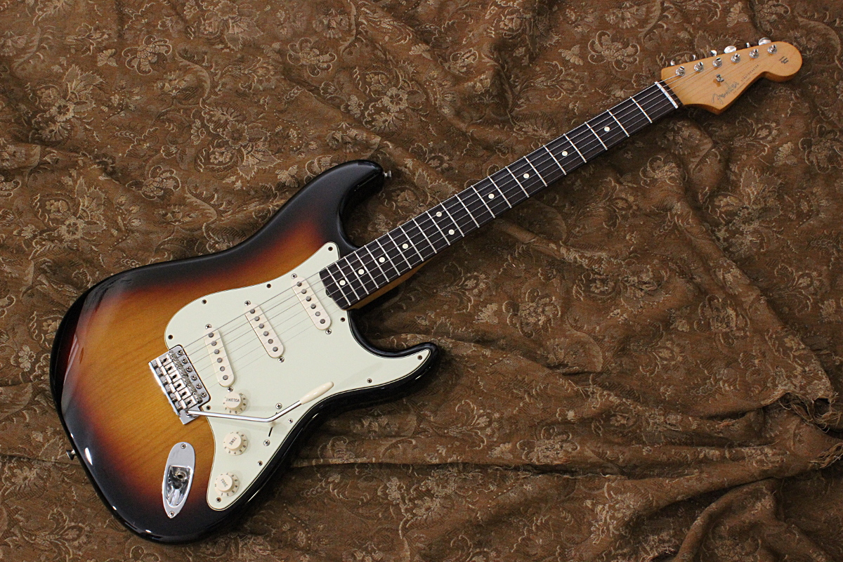 Fender Mexico 2013y Classic Series 60's Stratocaster - GUITAR TRADERS