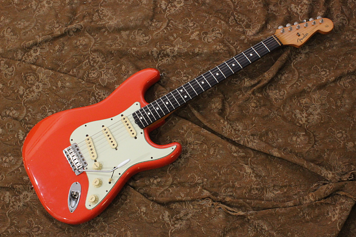 Fender 1986y American Vintage 62 Stratocaster - GUITAR TRADERS