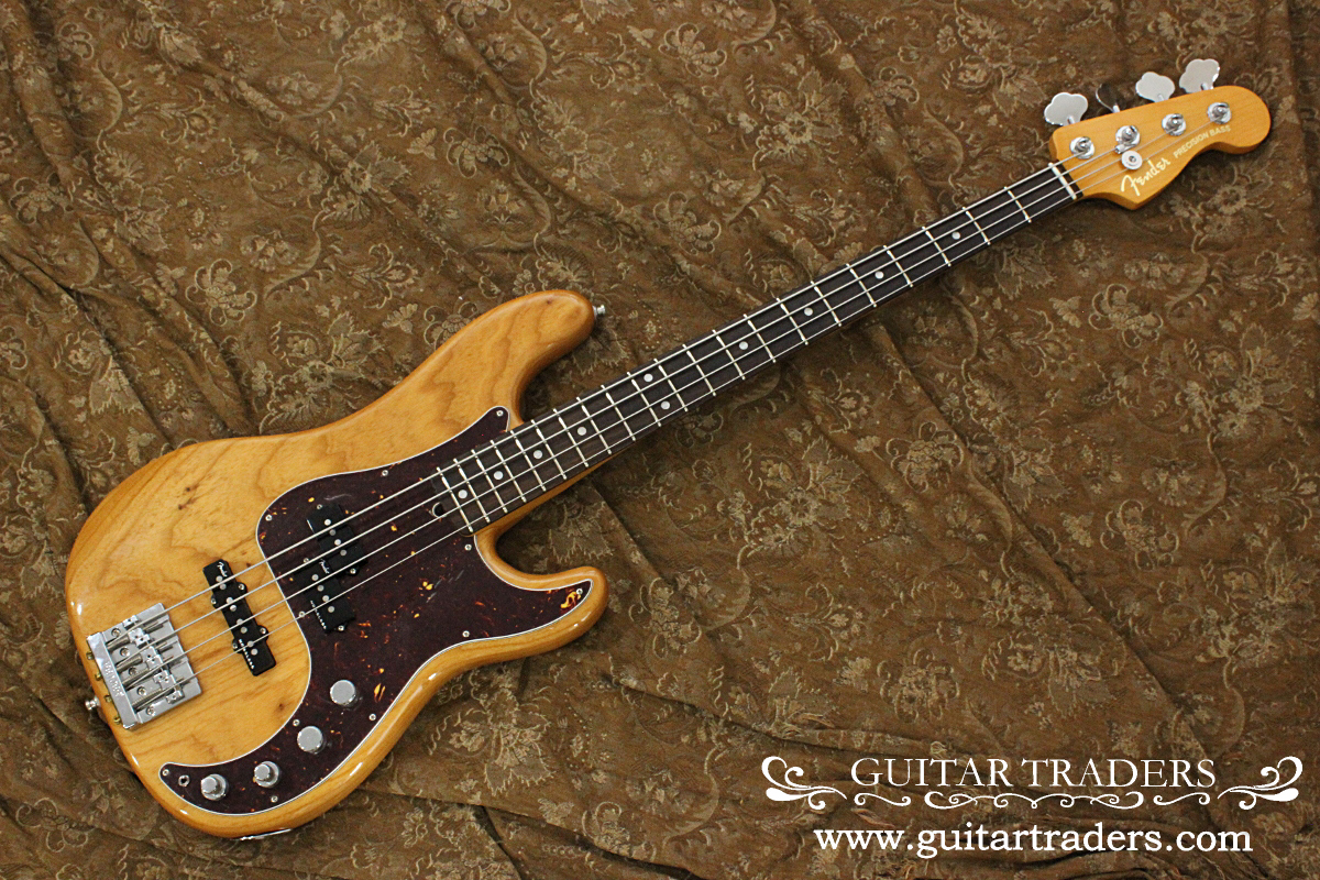 Fender 2020y American Ultra Precision Bass - GUITAR TRADERS